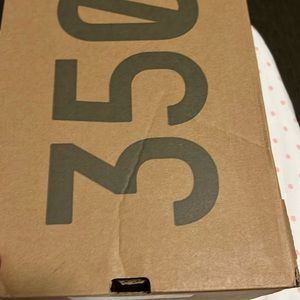 Fully brand new yeezy shoes. Sadly they were too big on me so can’t wear them.